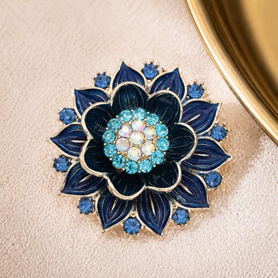 Artistic Floral Brooch Retro Flower Pin, Lapel Pin with Rhinestone Rhinestone, Metal Clothing Jewelry Accessory for Women Girls Daily Wear