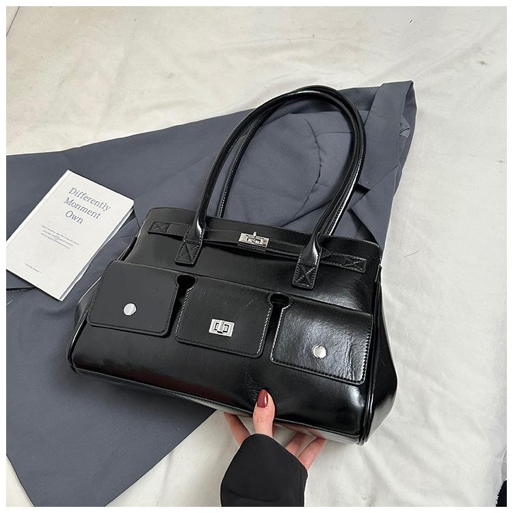 

Premium texture large-capacity bag women s new autumn and winter commuting versatile shoulder bag fashionable portable tote bag no pendant чёрный