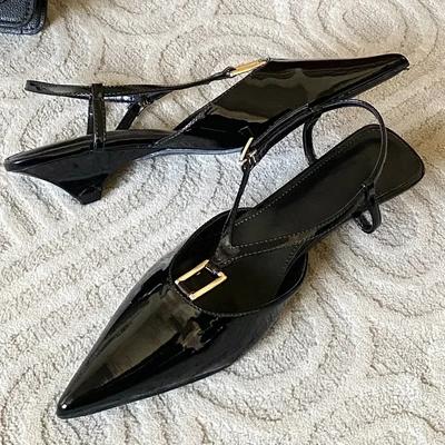 Fashion Elegant Ankle Strap Buckle Low Heel Mules Sandals Women Sexy Pointed Toe Patent Leather Women Pumps Summer Slingback High Heels