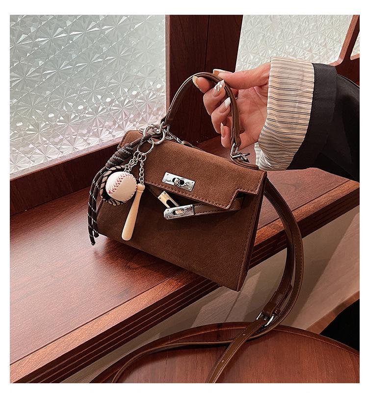 Mattes Wildleder Retro Kelly Tasche: Damen Modische Umhängetasche