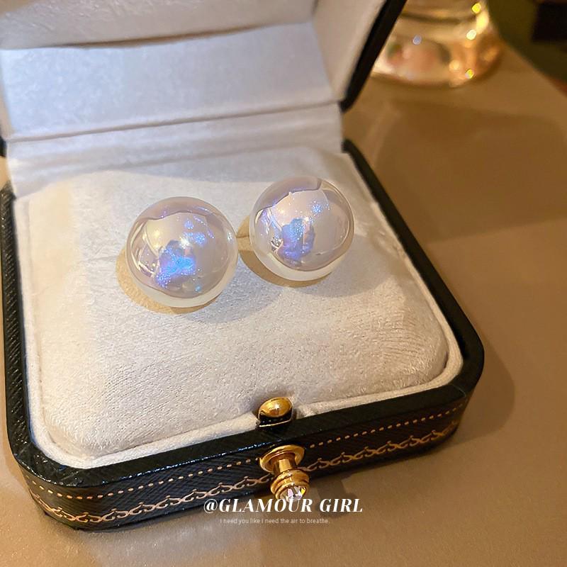 Náušnice ve tvaru srdce barokní se stříbrnou jehlou, perlou a zirkony