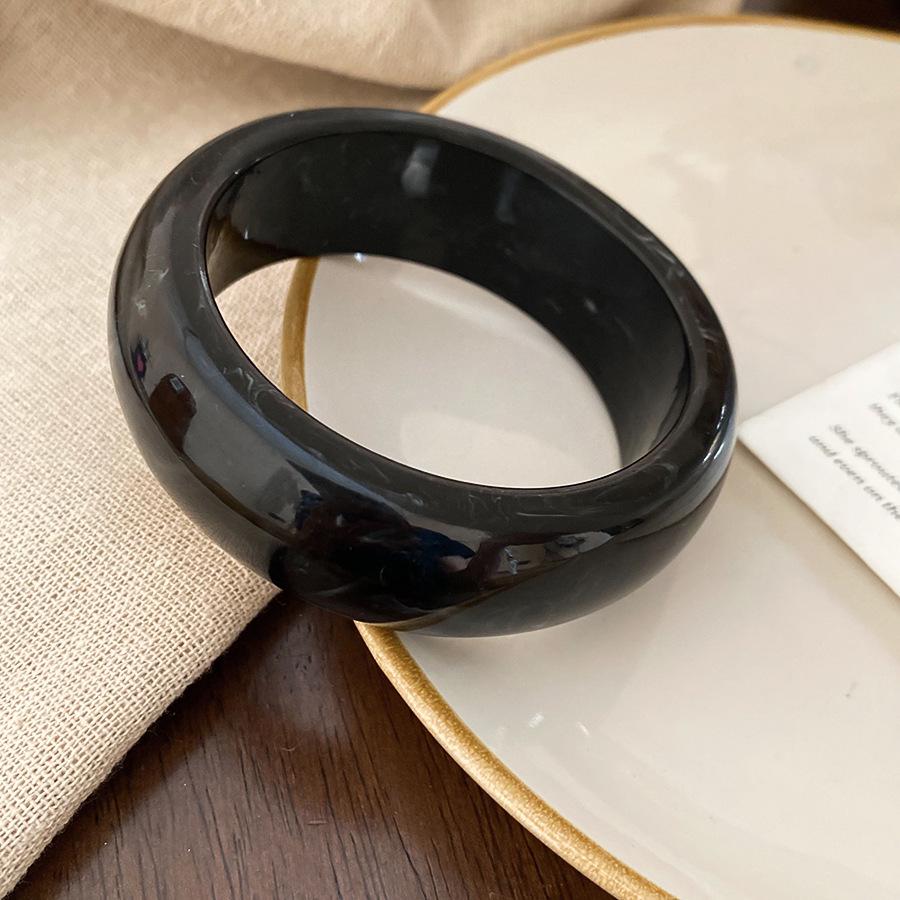 Gold-Plated Geometric Open Bangle – Korean-Style, Luxury Retro Bracelet with Unique Design for Women