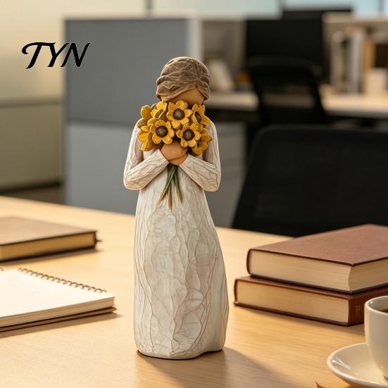 Gift for Mothers Day Girl Holding Bouquet Resin Figurine, Faceless Lady Statue, Romantic Desktop Ornament Durable Craft Living Room Bedroom