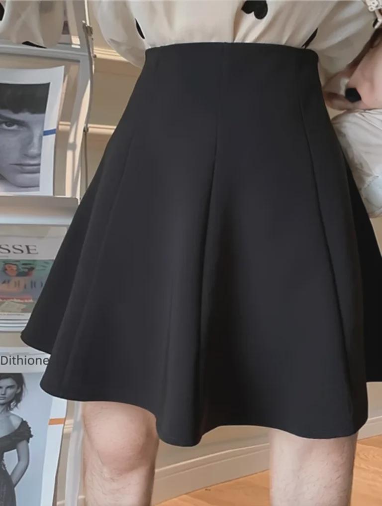 2024 Spring High-Waist A-Line Black Skirt for Women - College Style, Slim Fit, Anti-Exposure