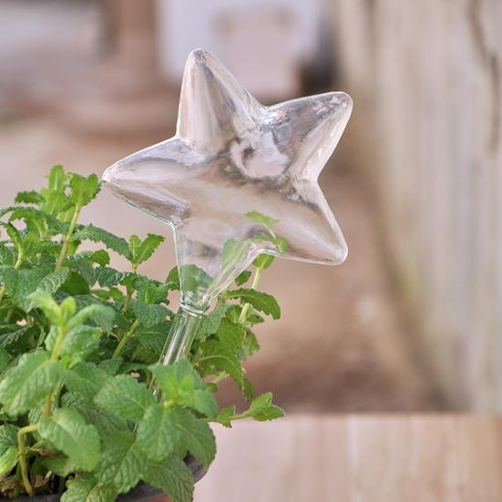 Plant Watering Bulb Animal Flower Design Self Watering Globes Planter Insert Automatic Watering Device for Indoor Plants When Vacation