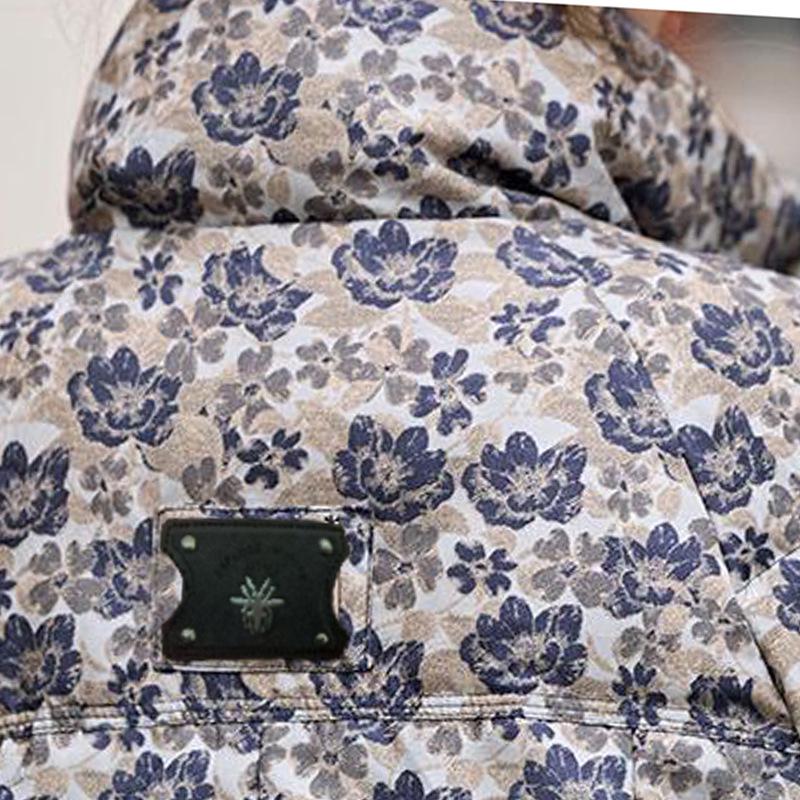 Women's Printed Cotton Padded Jacket, Stand Collar, Thickened Loose Fit, Short, Winter 2026, Small Floral Retro Style.