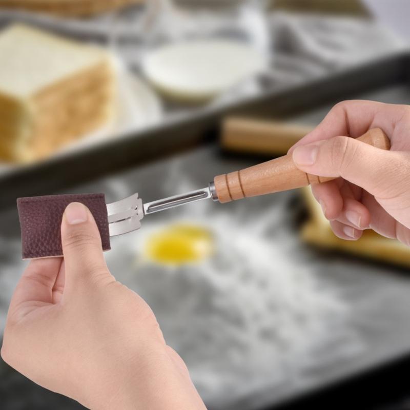 Bageta s dřevěnou rukojetí Lame na chléb s koženým pouzdrem Ergonomická rukojeť Nástroj na řezání těsta Příslušenství pro domácí pečení
