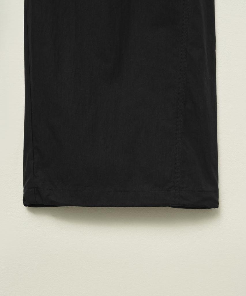 Seteo Curved Parachute Pants Black