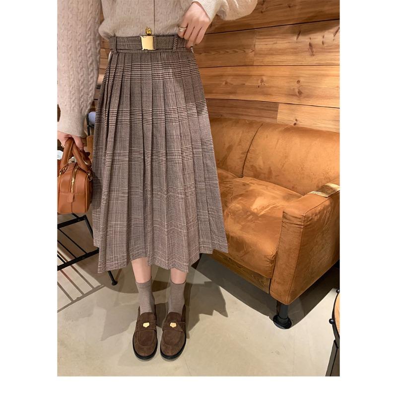 

Овчина мелкие золотые монеты плоская подошва ретро женские кожаные матовые на одном ходу ленивые с юбкой британские маленькие кожаные туфли 40