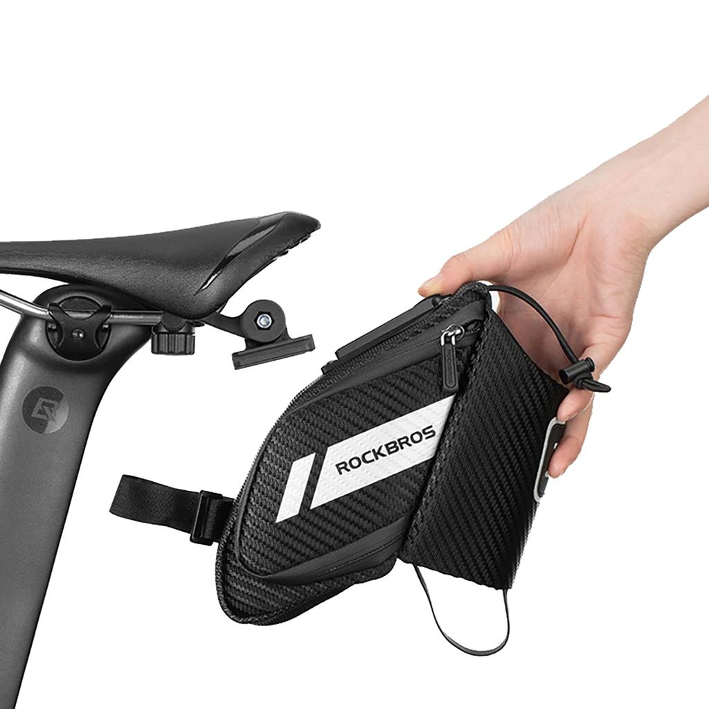Under-seat bicycle bag with bottle pocket, 15l, black