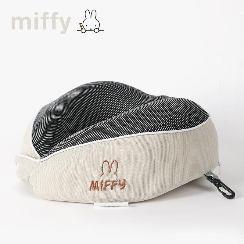 Travel Portable Storage Neck Pillow Slow Rebound Airplane Pillow Single neck pillow грязно-белый