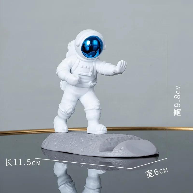 

Astronaut Mobile Phone Stand Holder Spaceman Sculpture Desk Decoration Smartphone Bracket Home Ornaments for Space Enthusiasts