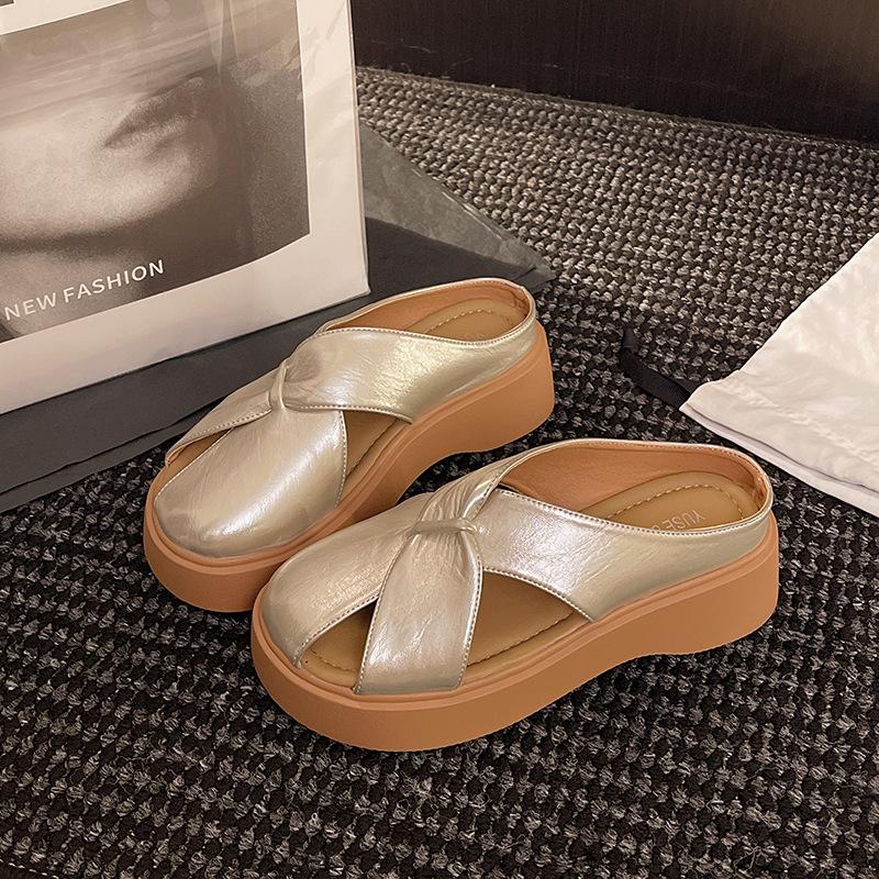 Height-increasing thick-soled Mary Jane shoes, women's new summer outer wear fashionable and versatile casual soft-soled non-slip bag head slippers