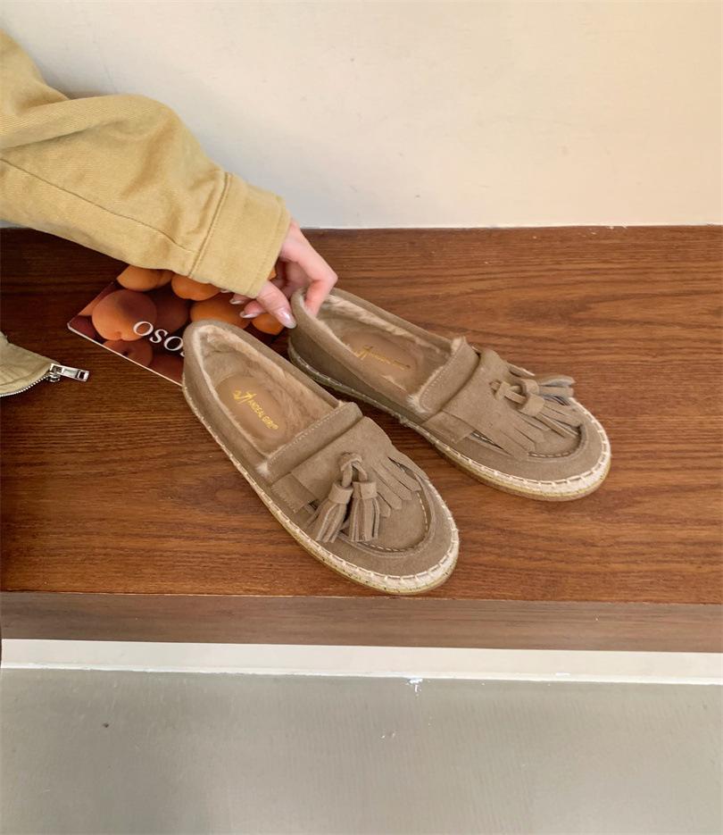 

Long-term 2025 autumn fringed loafers thick soft-soled matte leather fisherman shoes one-pedal lazy single shoes women 39 верблюд