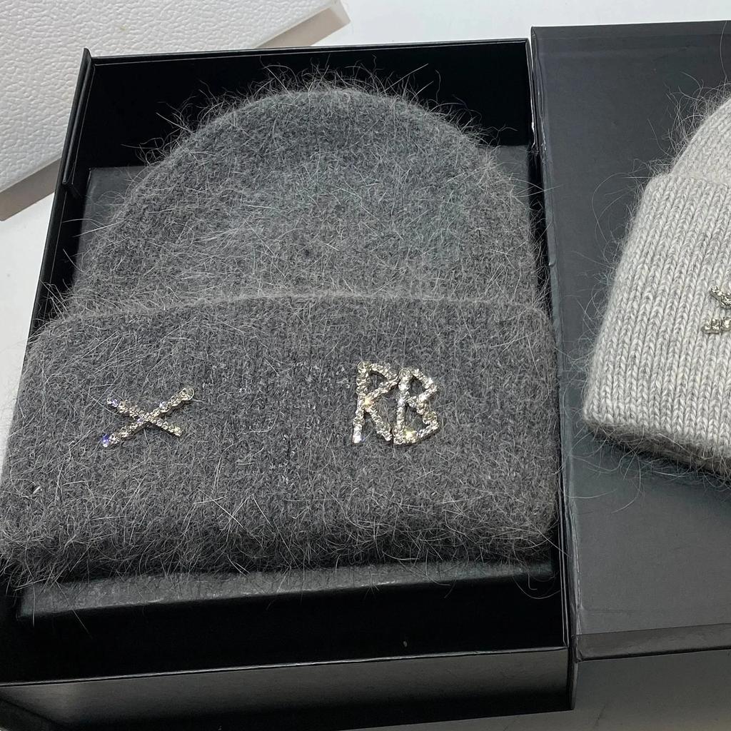 2025 New Fashion Rabbit Hair Diamond Letter Hat Women's Winter Warm Knit Hat Designer Women's Casual Hat Ski Hat
