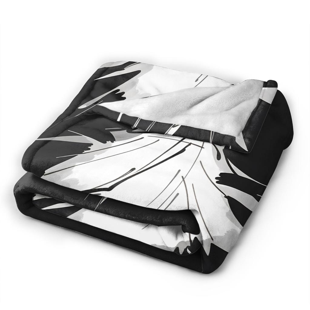 Hollow Knight Silksong Blanket  Super Warm Print Plush Throw Blanket For Boy Girl Living Room Flannel Bedspread Bed Cover