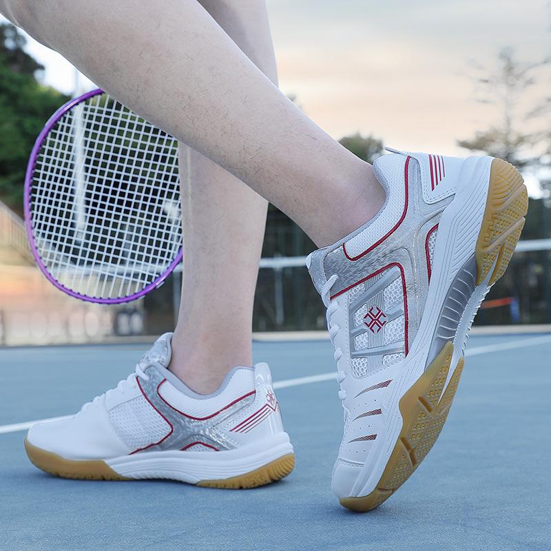 

Badminton shoes men s and women s breathable lightweight table tennis carbon board indoor training casual sports shoes non-slip and wear-resistant 45