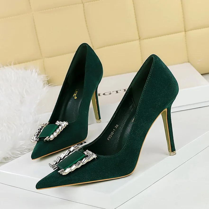 Fashion Women 9cm High Heels Pumps Lady Nightclub Crystal Buckle Green Black Wedding Classic Heels Suede Satin Crystal Replica Shoes