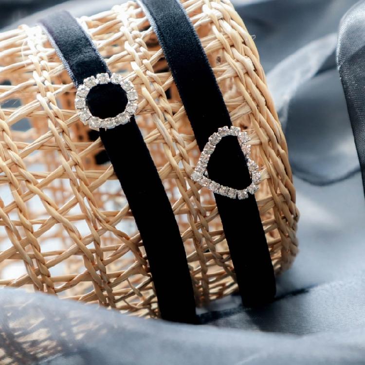 Heart Black Velvet- Collar Necklace Clavicle Chain Jewelry for Women Girls Teens