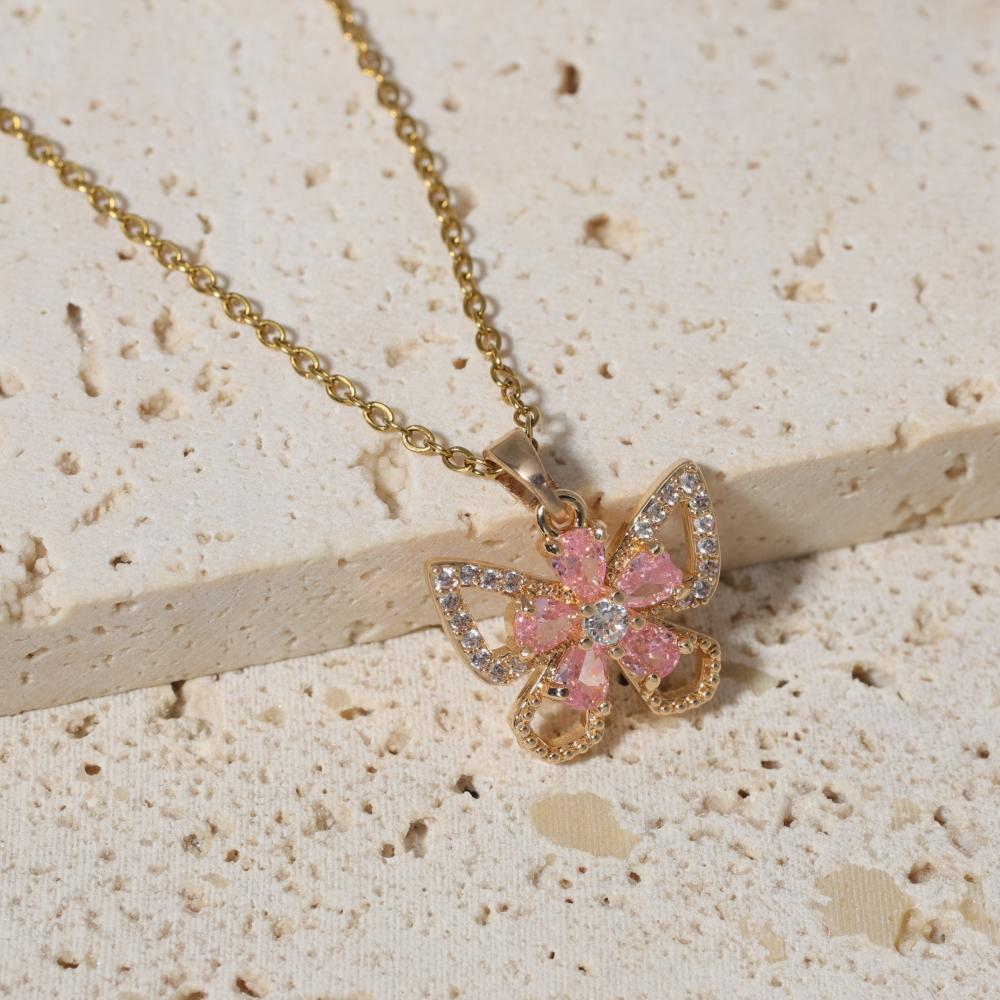 

Fashion Artificial Crystal Butterfly Pendant Necklaces for Women Zirconia Necklace Wedding Party Jewelry Accessories