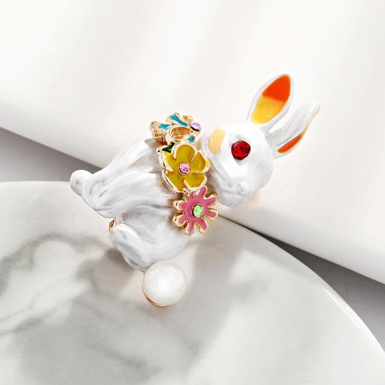 Cute And Oil Dripping Rabbit Corsage