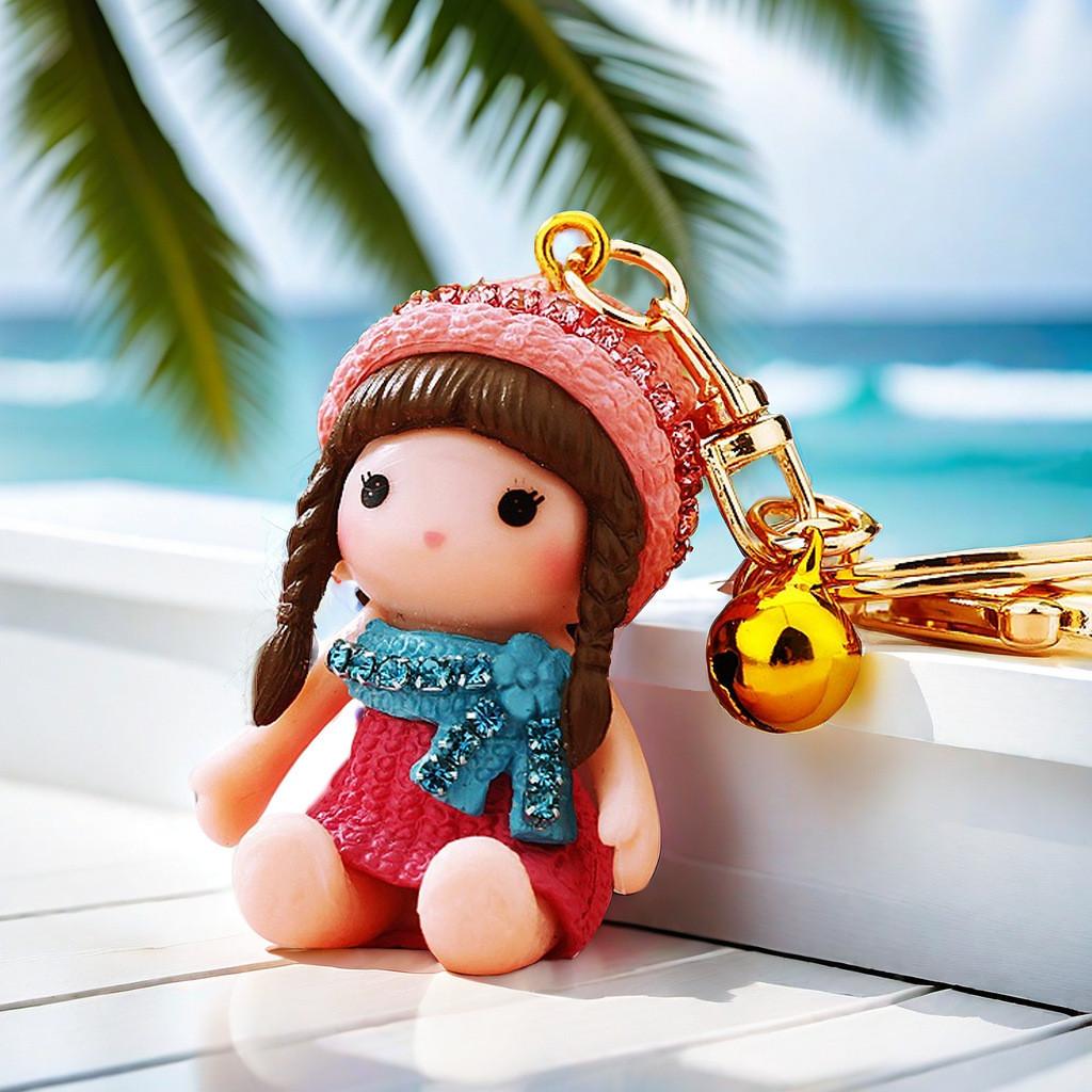 Charming Resin Keychain With Sparkling Doll Accents For Girls Ideal For Birthday Celebrations