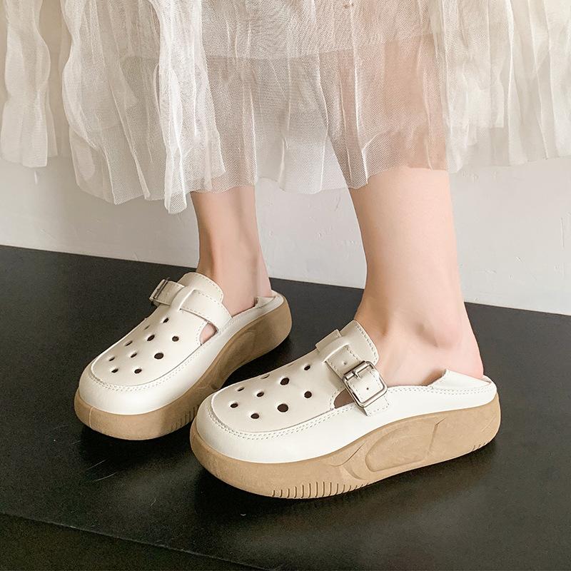 Niche Retro Middle-aged Mother Shoes Women's Autumn Leather Surface Hollow Hole Shoes Soft Sole One Pedal Thick Sole Two Wear Single Shoes