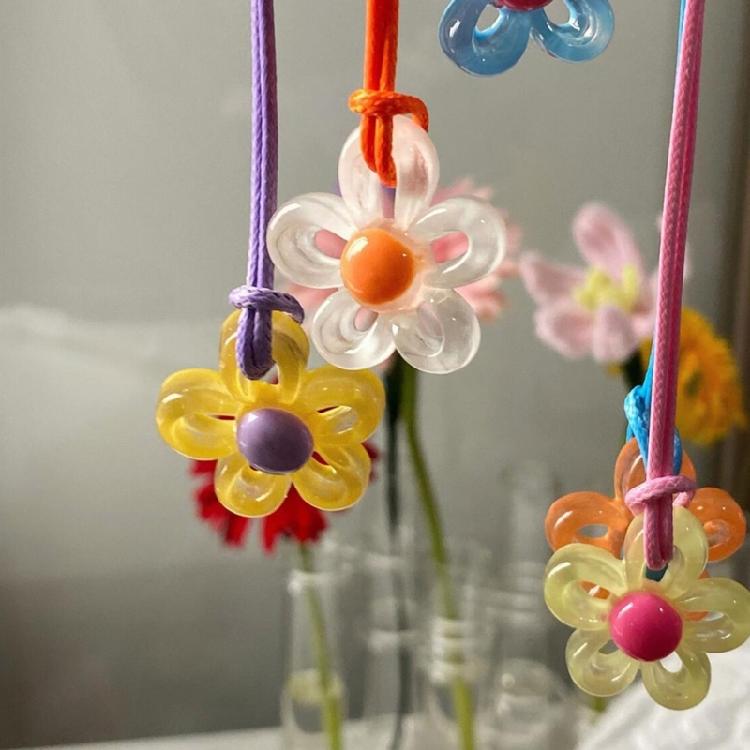 Flower Pendant Necklace Bohemian Dopamine Hollow Flower Pendant Choker Jewelry