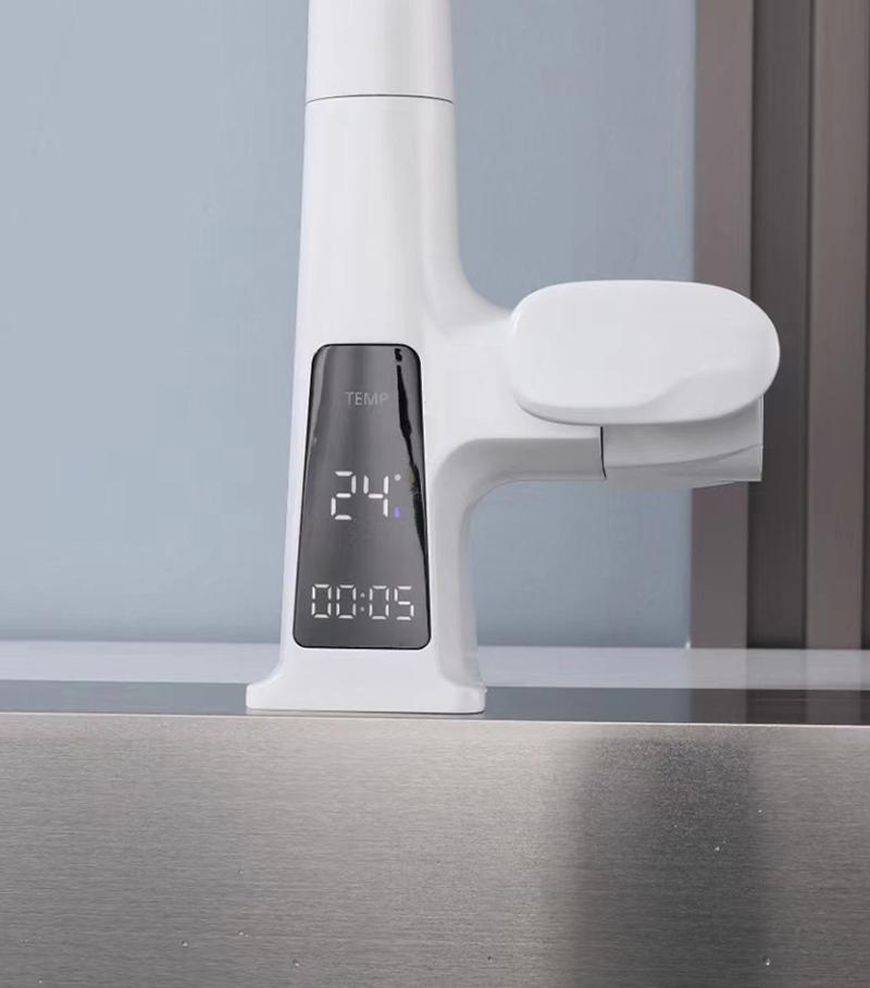 Grey Pull-out Kitchen Sink Faucet Temperature Display Brass Hot And Cold Mix Faucet 360° Rotating Splash Proof Sink Taps