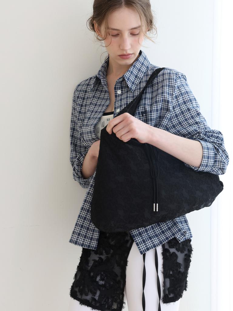 Voor Jeanne Jacquard Flower Shoulder Bag_Black
