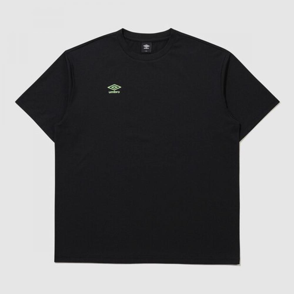 Umbro ShorT Sleeve T shirT Fresh leTTering Ur221srs51