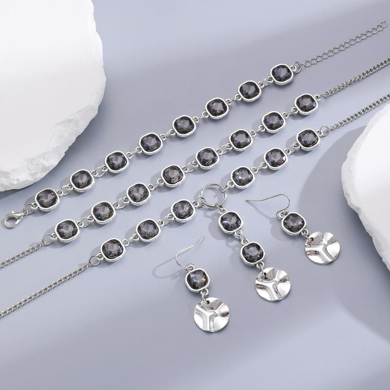 Fashionable Square Black Diamond Necklace Set Simple Geometric Inlay Splice Earrings Bracelet Necklace Jewelry Accessories Gifts