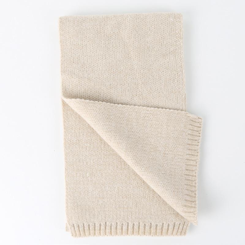 New Korean version of versatile knitted scarf for women's advanced sense of neck protection for students, winter solid color lazy wind small