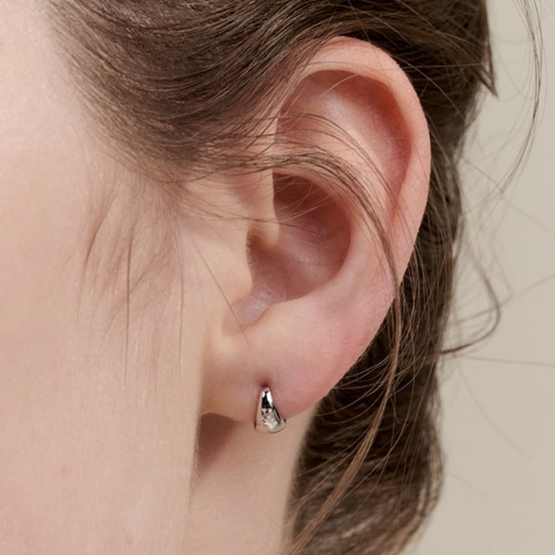 Hei [sv925] Mini Cone Earring