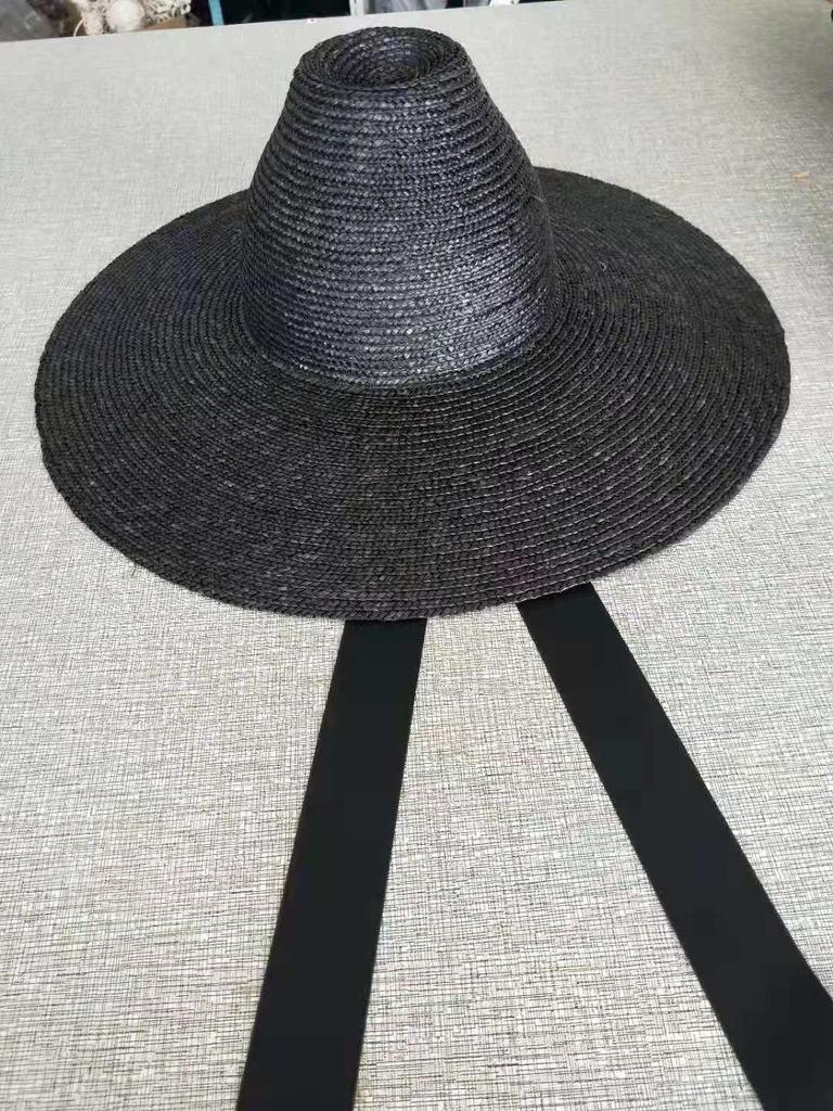 2025 New Elegant 15cm Wide Brim Sun Hat For Ladies Summer High-top Ribbon Hand-woven Black Hat Designer Style Hats Caps Men
