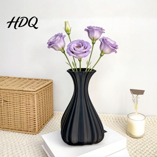 Artistic Container for Windowsill 3D Printed Fluted Curved Vase Minimalist Modern Decorative Flower Chic Table Vase Office Decor Sculpture