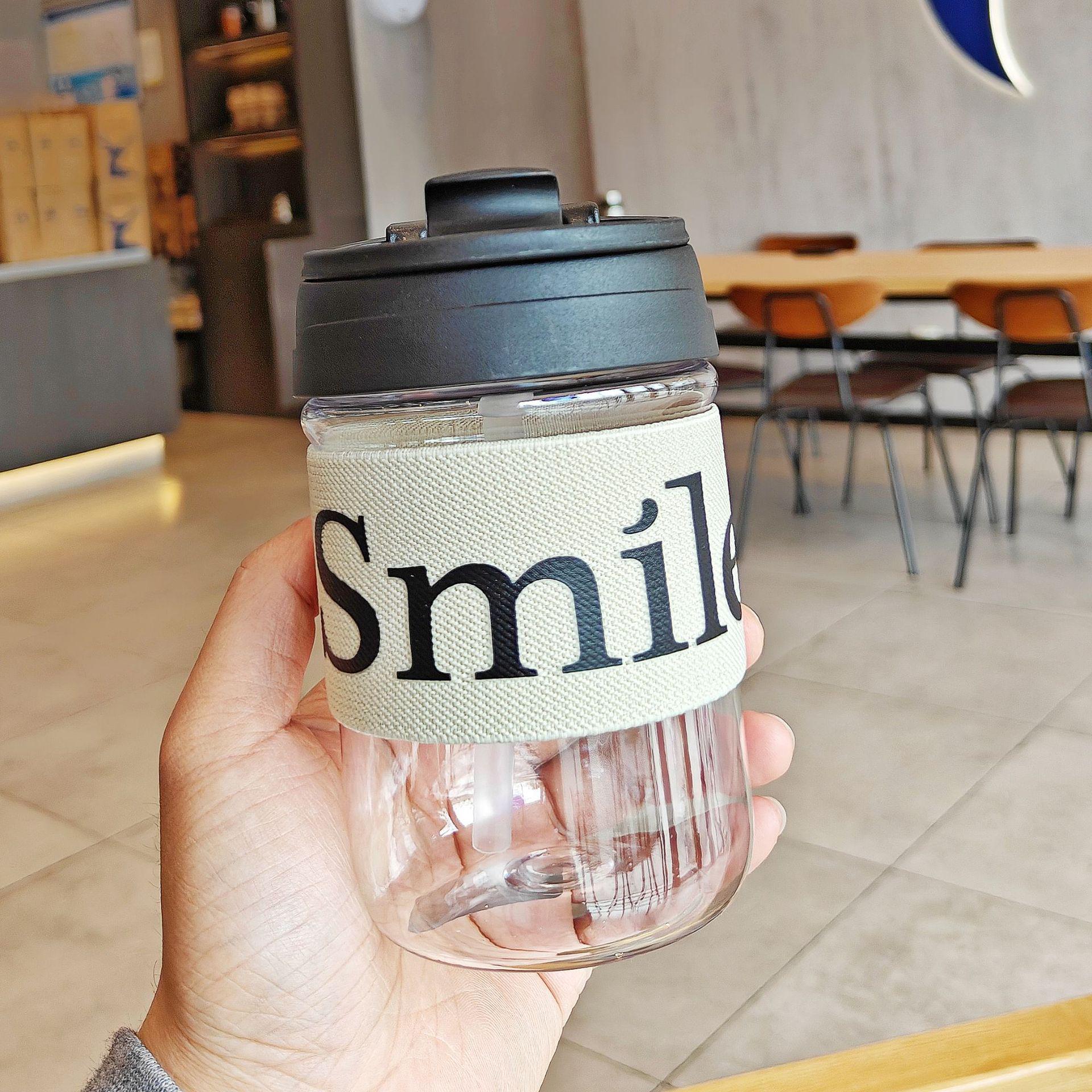 

Стильная пластиковая кофейная чашка с двойными стенками и защитой от ожогов, с соломинкой и ручкой 500ml