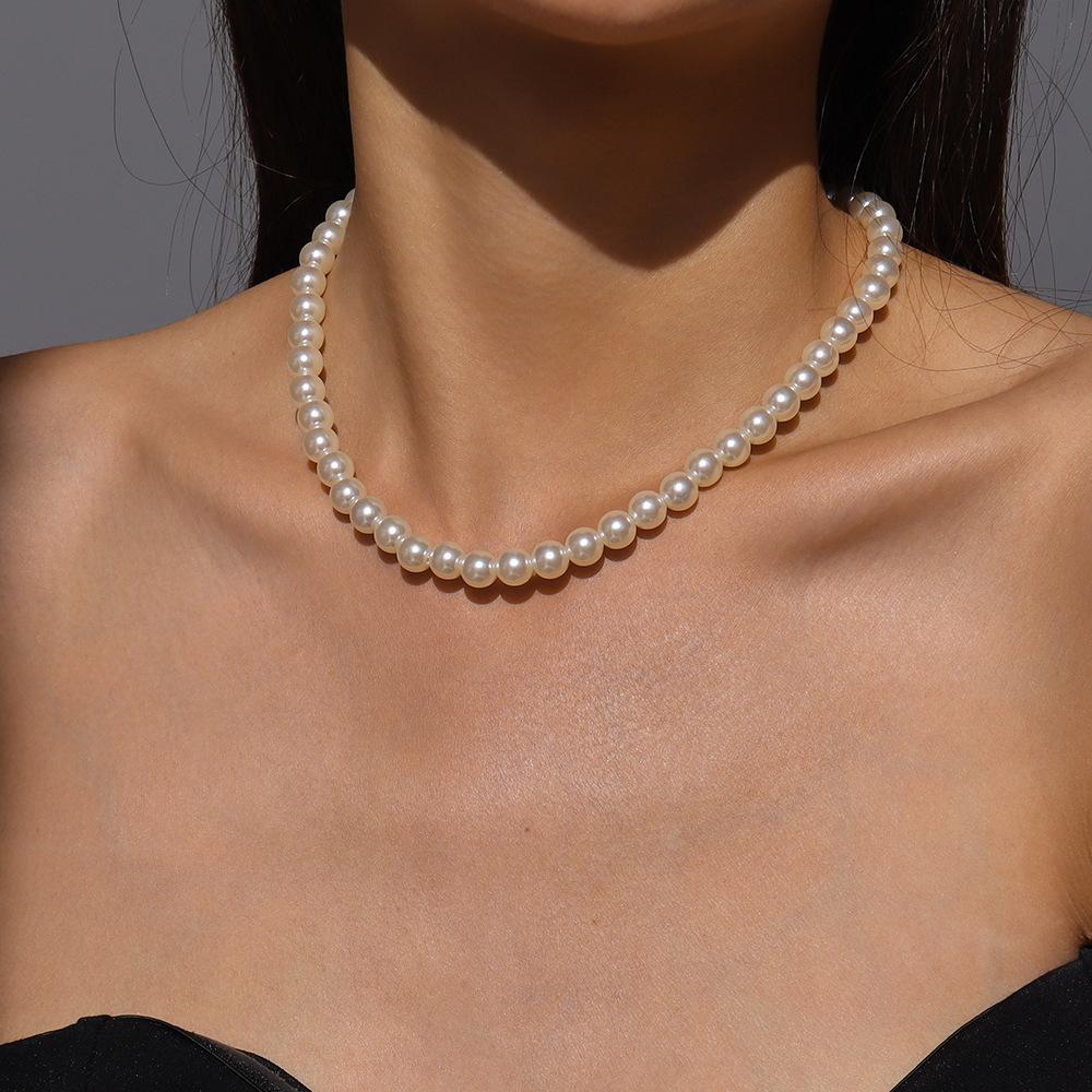 Elegant Choker Necklace, Exaggerated Pearl Geometric Personality Temperament Necklace for Women