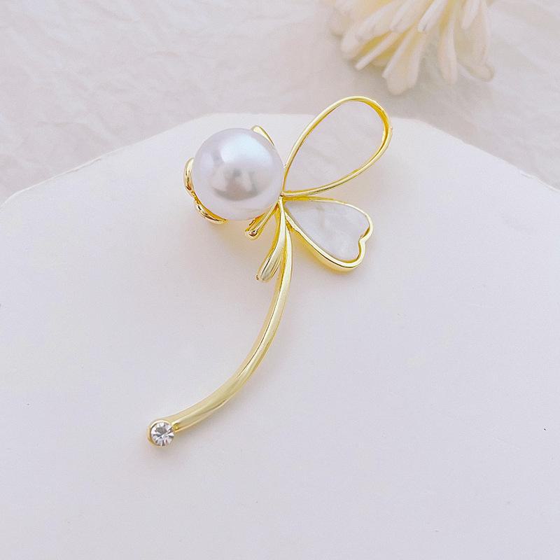 High-End Pearl & Rhinestone Butterfly Brooch for Women's Fashion Suits and Scarves