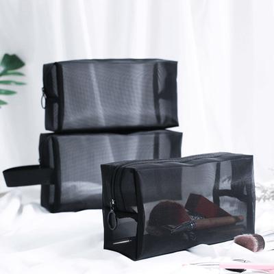Instrumente și Accesorii – Truse și huse cosmetice