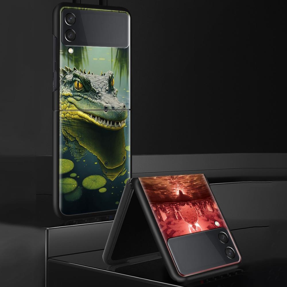 Crocodile Animal For Samsung Galaxy Z Flip 6 5 4 3 5G Phone Case Black Hard Cover ZFlip 6 5 4 3 Shockproof Bumper Coque