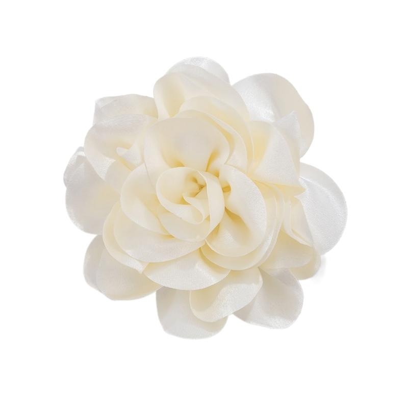 Stilvolle und praktische Stoffblumenbrosche Auffälliger Anstecker mit großer Blume Zarte Stoffblumenbrosche Nadel Accessoire