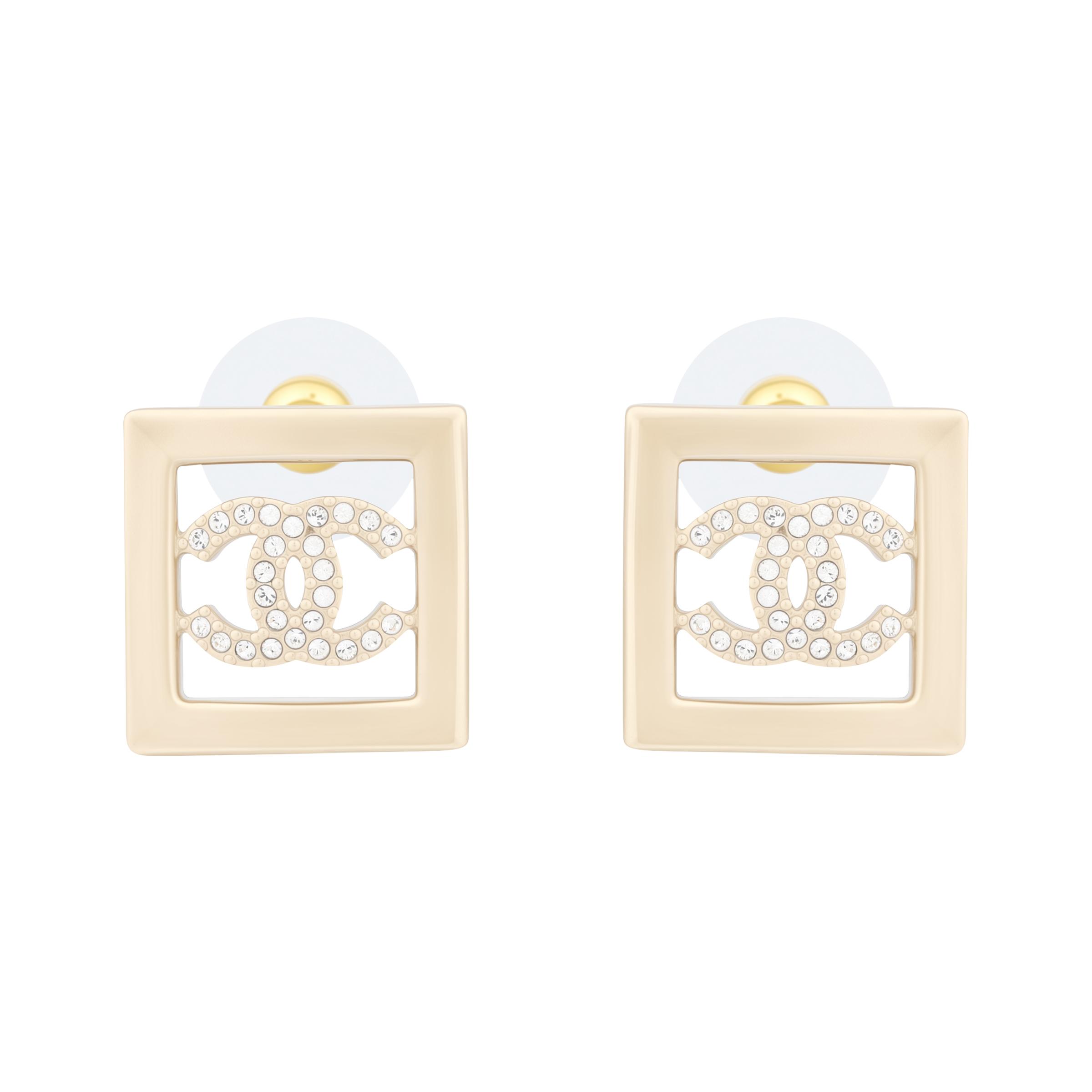 

Chanel Classic Minimalist Double C Square Earrings Women earrings AB2468-B010203-NK646 Gold,F