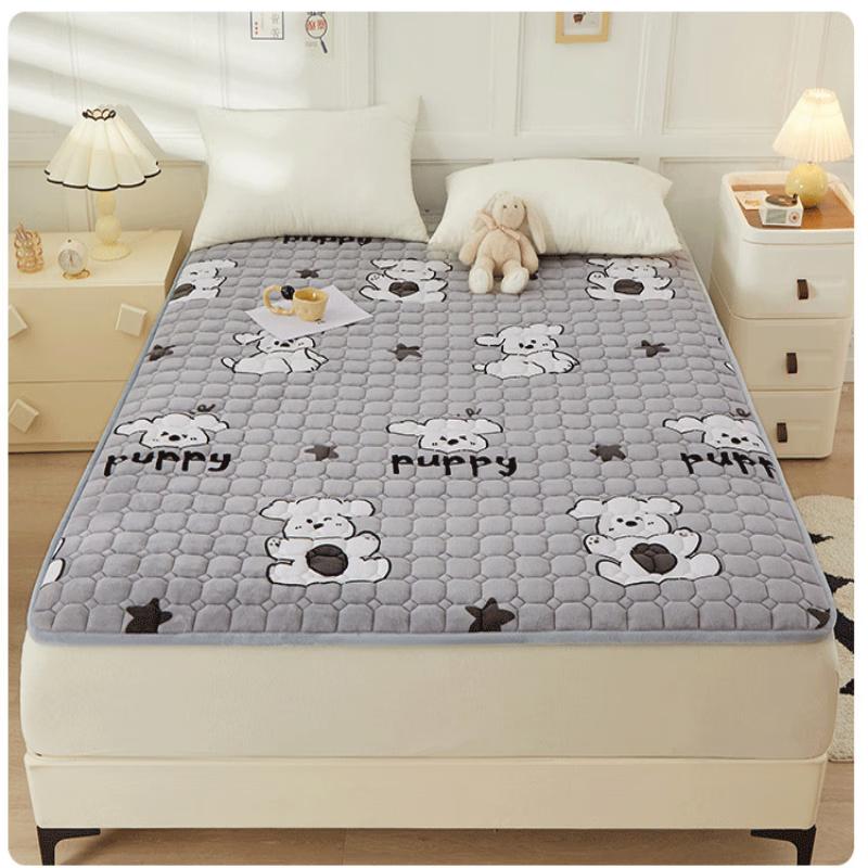 Зимний стеганый матрасный топпер JINGRUIXIANG из молочного велюра 0.9*2m