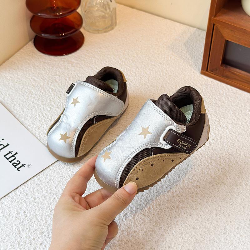 

Children s Sneakers2026New boys shoes for spring and autumn, soft-soled breathable casual shoes, girls Forrest Gump shoes, running shoes 23Inner Length13.5CM
