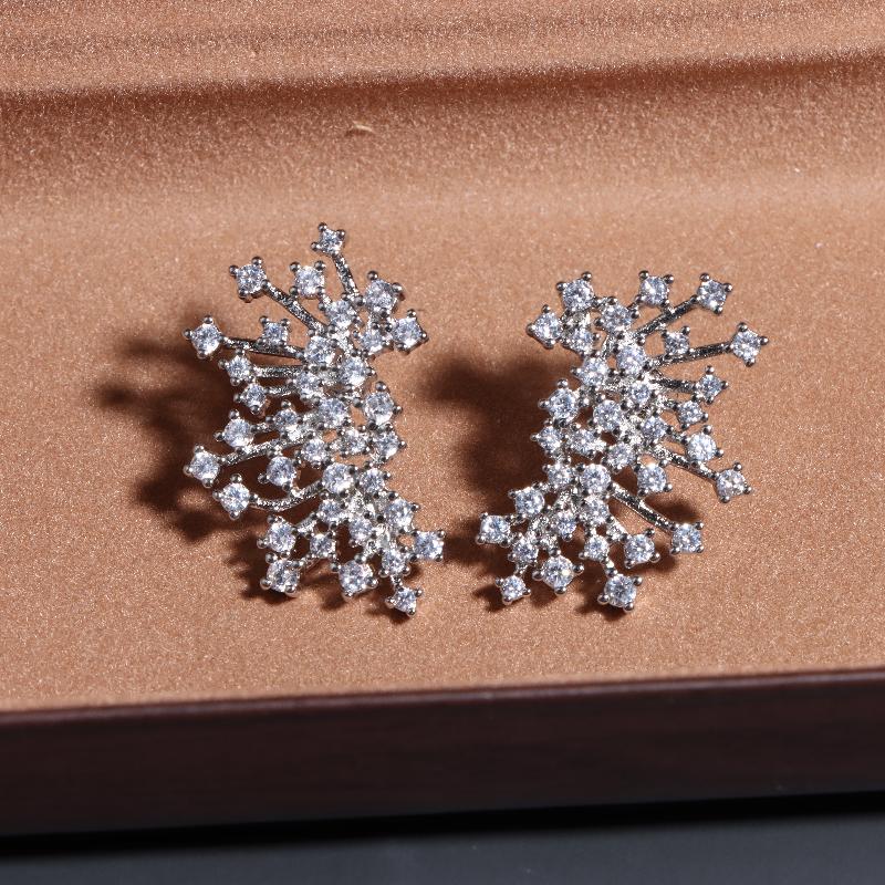 Shinning Cubic Zirconia Earrings Female Fashion Luxury Accessories Delicate Jewelry For Wedding Party