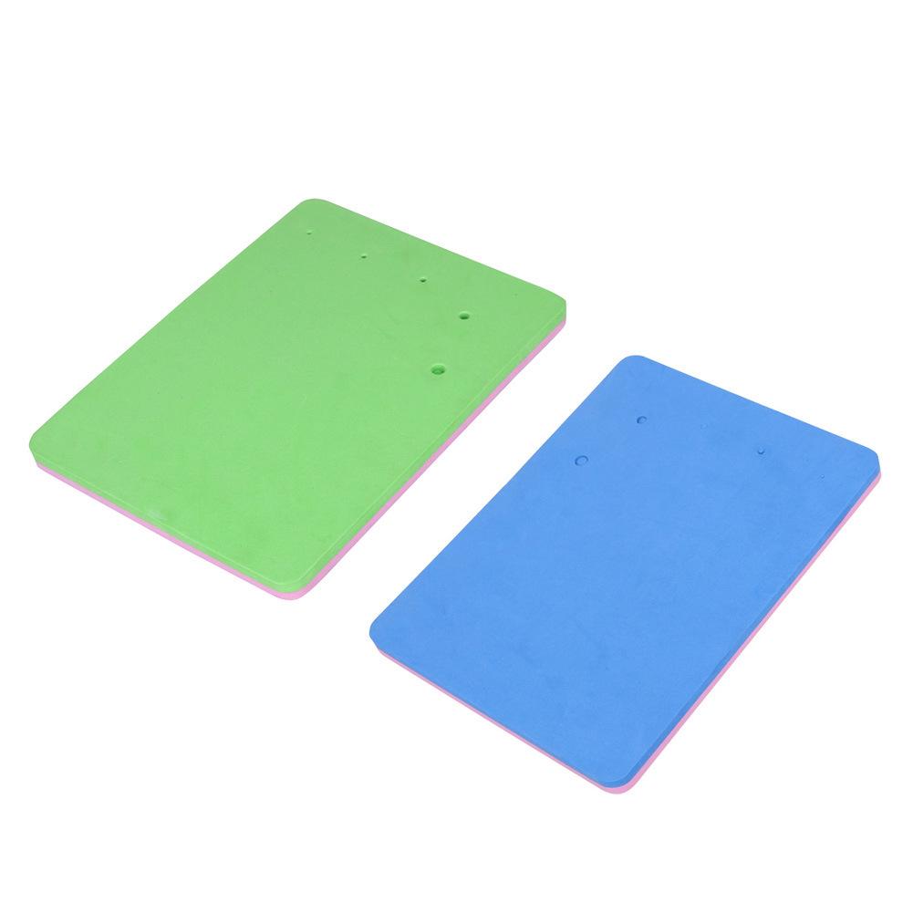 

2-Piece Fondant Tool Set: Colored Flower Shaping & 5-Hole Sponge Pads