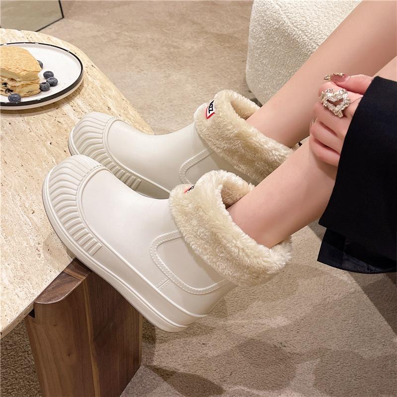 Fashion rain shoes women's inner height increase waterproof shoes fashion outer wear rubber shoes short rain boots women's adult water boots