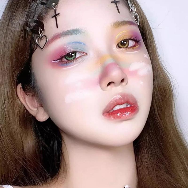 16-color Eyeshadow Palette With Matte And Shimmering Shades Of Blue Suitable For Beginners In Western Makeup