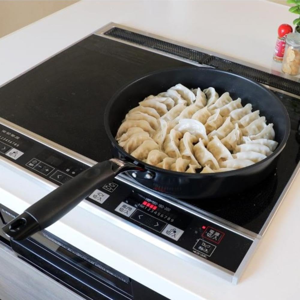 LIV PLUS Frying Pan 28cm IH and Gas Stove Compatible Black ND-3623 - The Cooking Surface Is Too Wide